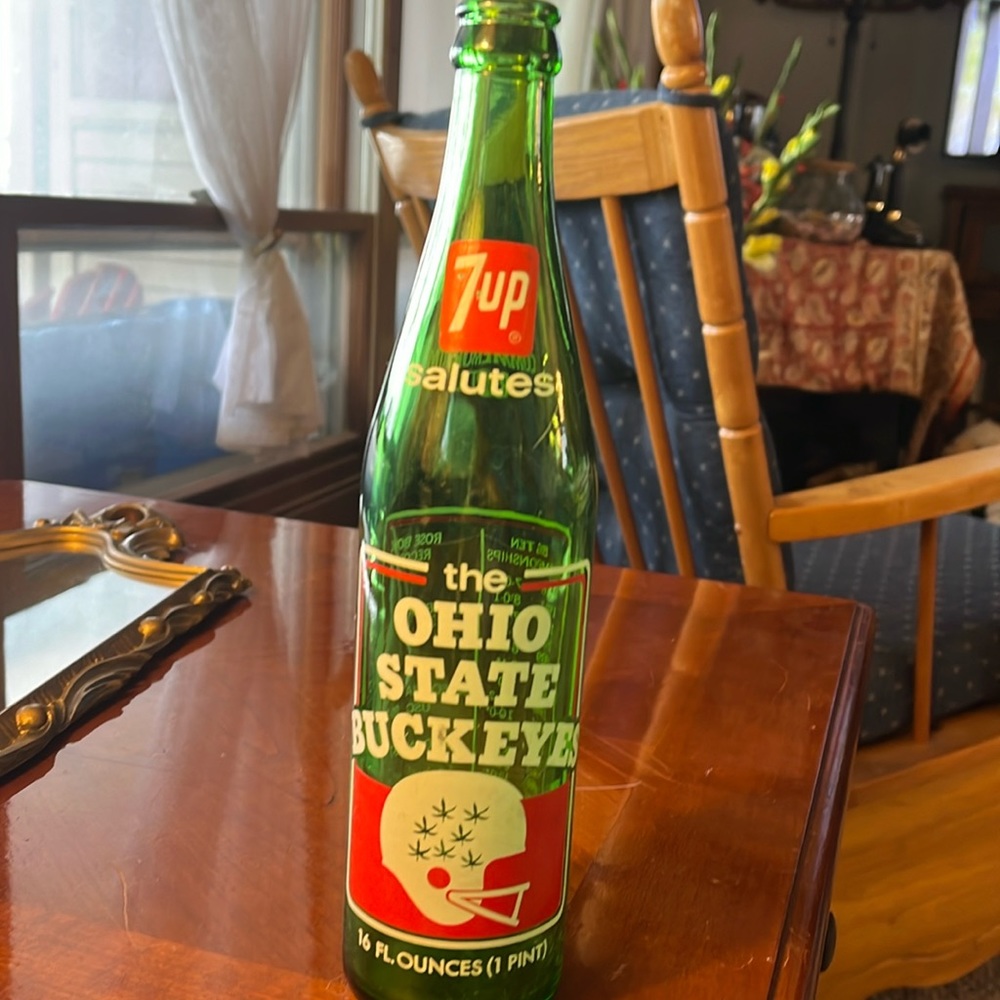 Ohio State 7-Up commemorative bottle